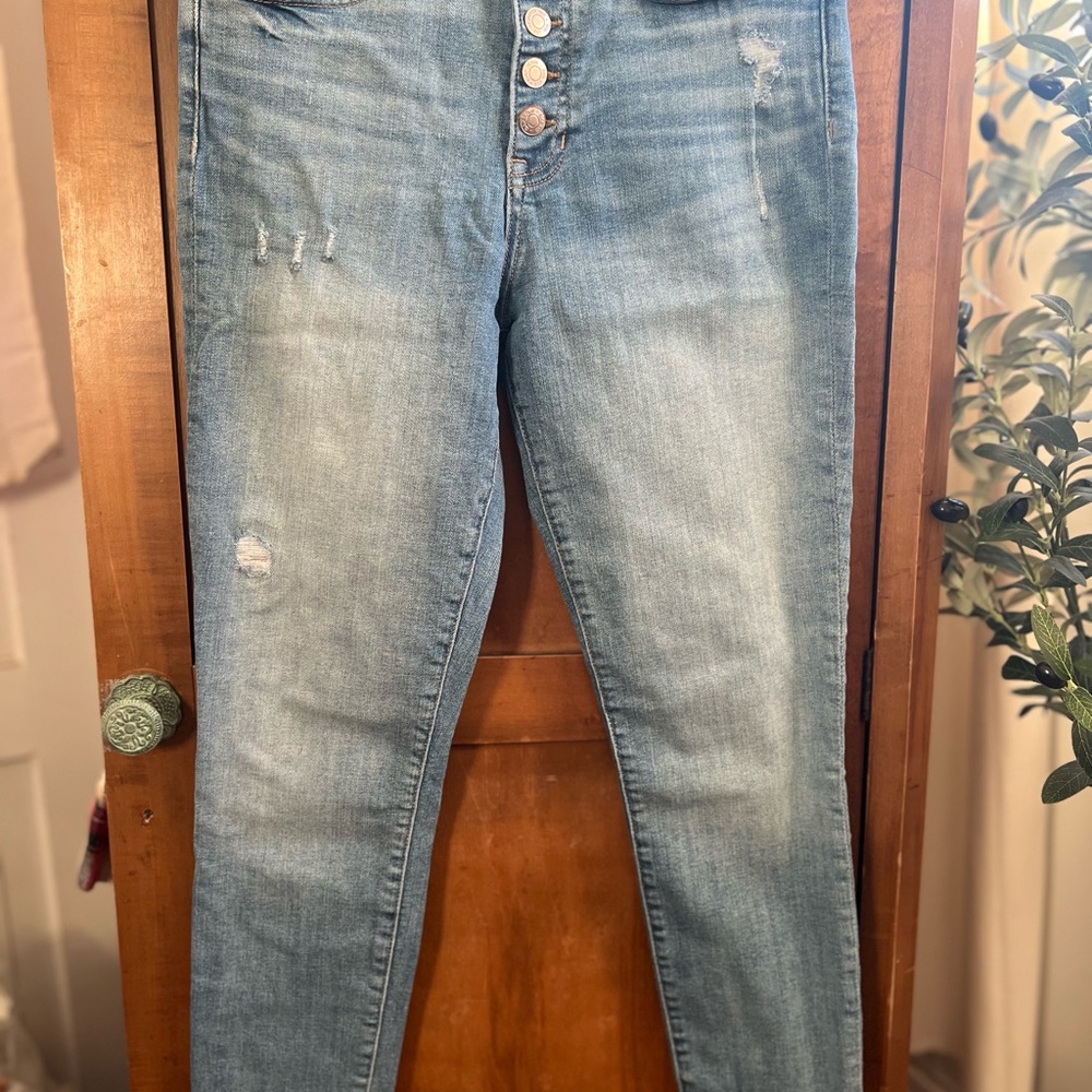 GAP Women's High Rise Light Blue Jeans
